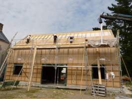 Isolation par l'extérieur d'une grange - Structuré Bois